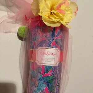 Lilly Pulitzer 24 ounce gift-wrapped Tumbler